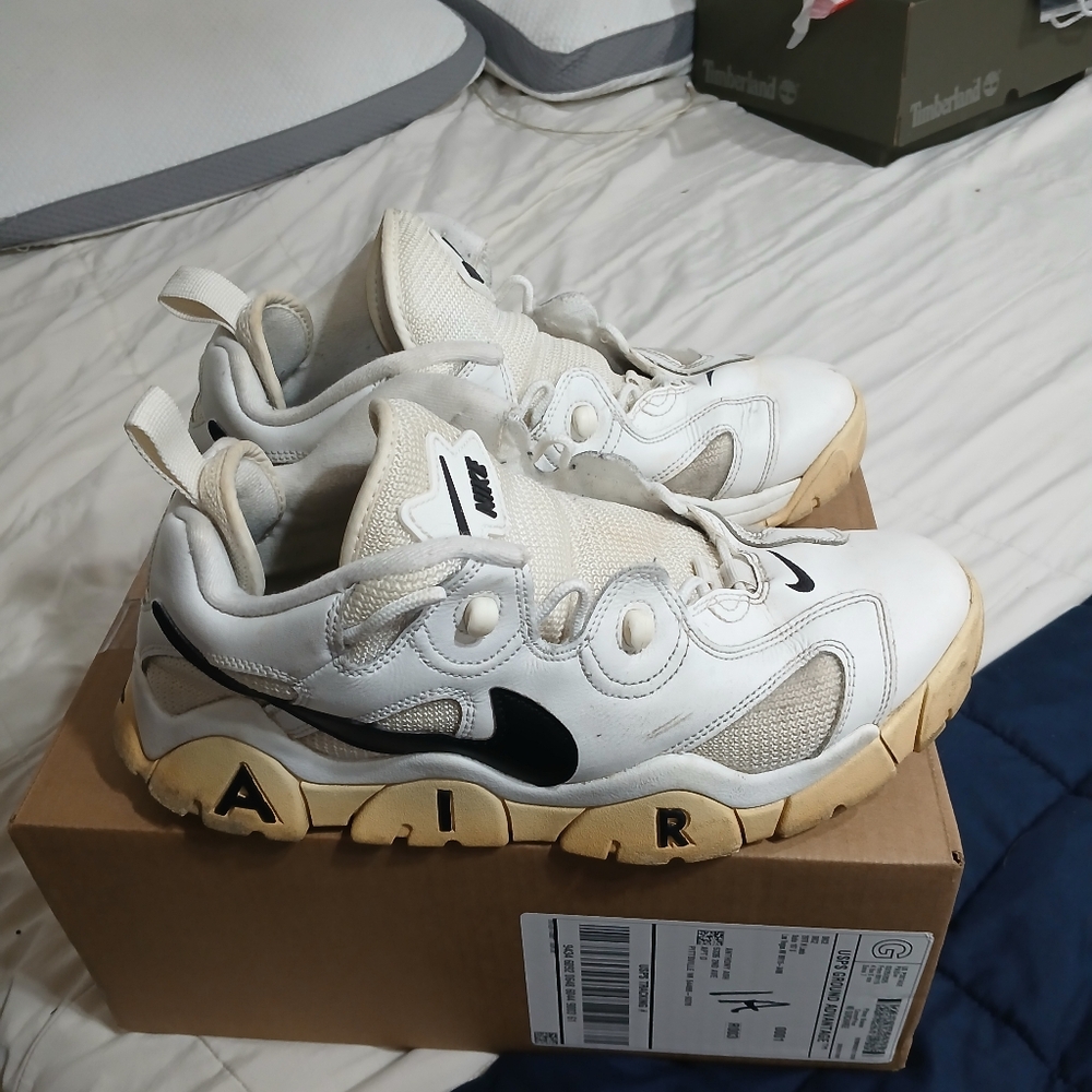 Nike Air Barrage Low